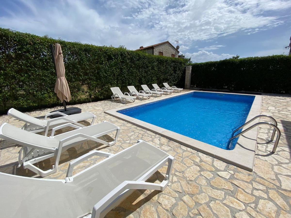 Paradise Villa Cassonni Istria 4 Stars Butkovici  Exterior photo